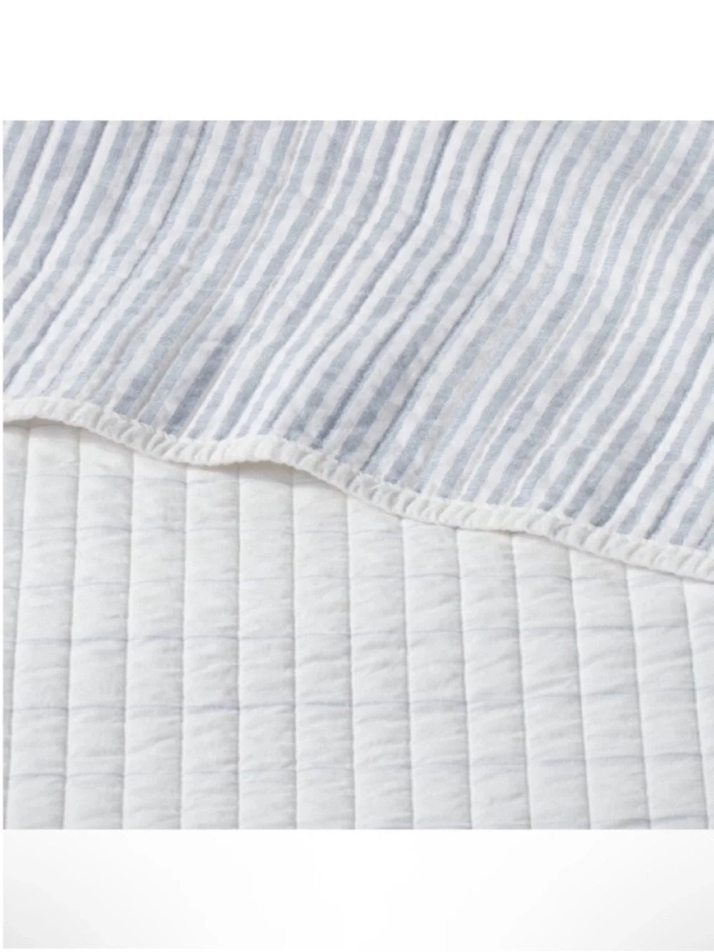 NWT King Reversible Cotton Stripe Quilt Light Blue - Threshold